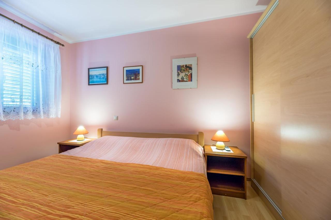 Marina Apartment Baska  Bagian luar foto