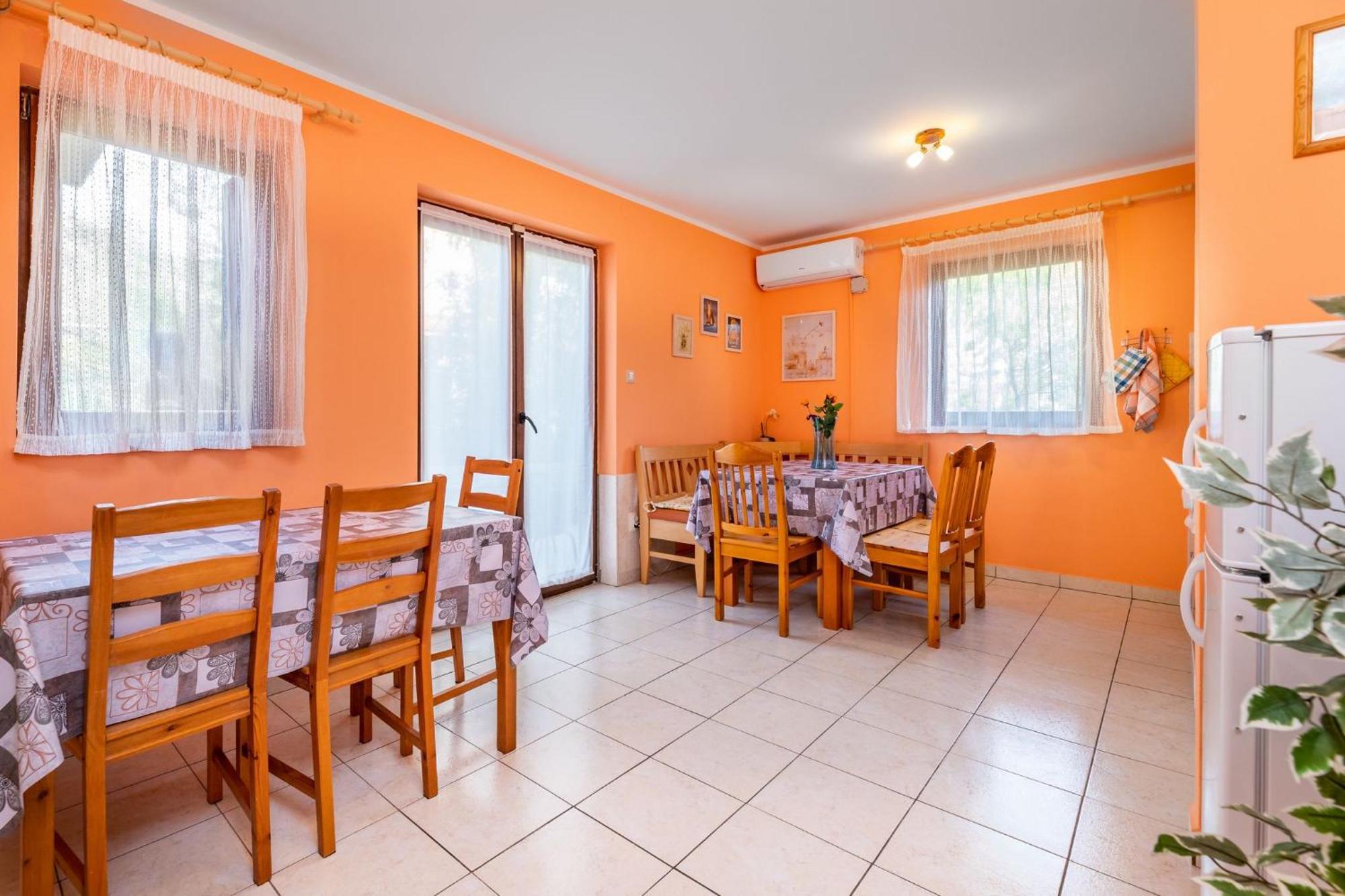 Marina Apartment Baska  Bagian luar foto