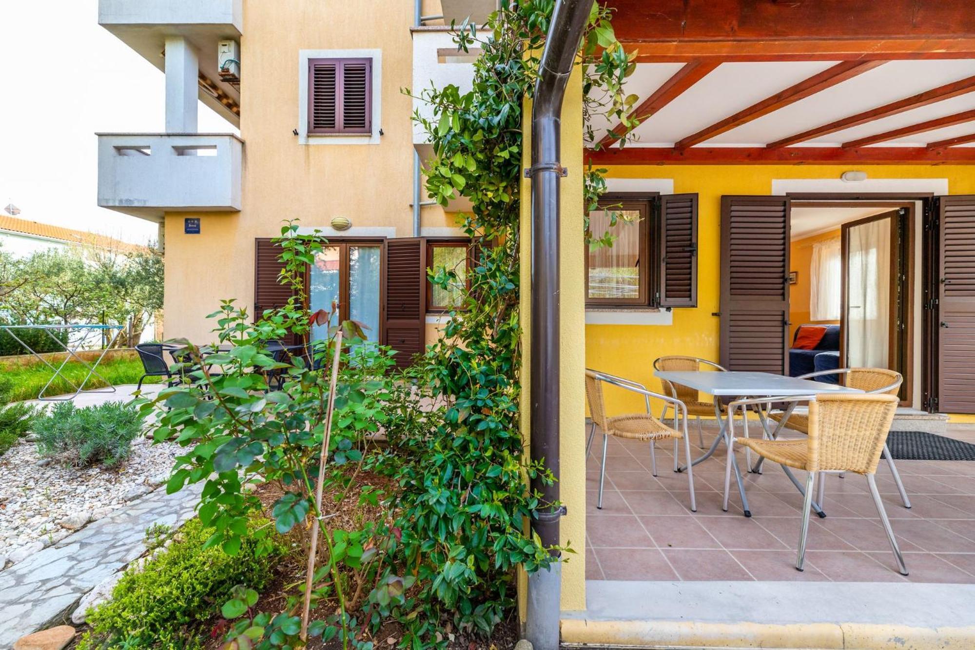 Marina Apartment Baska  Bagian luar foto